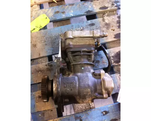 DETROIT DD15 Air Compressor