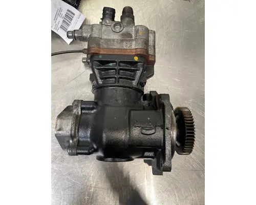 DETROIT DD15 Air Compressor