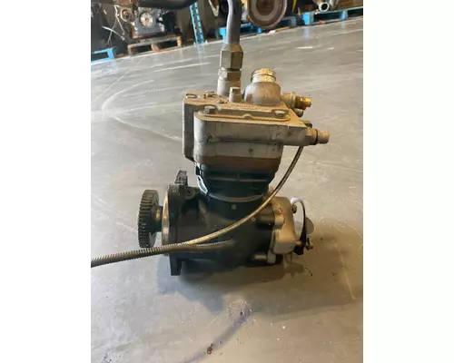 DETROIT DD15 Air Compressor