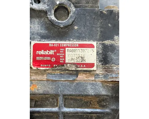 DETROIT DD15 Air Compressor