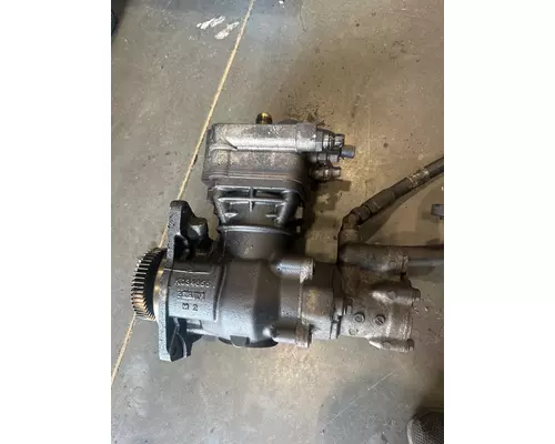 DETROIT DD15 Air Compressor