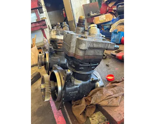 DETROIT DD15 Air Compressor