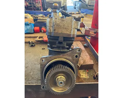 DETROIT DD15 Air Compressor