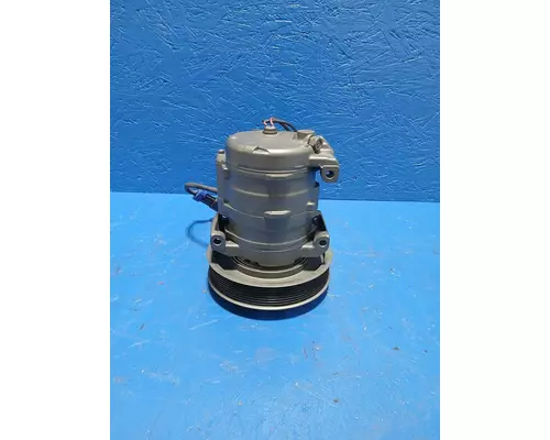 DETROIT DD15 Air Conditioner Compressor