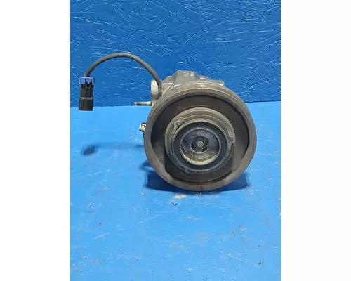 DETROIT DD15 Air Conditioner Compressor
