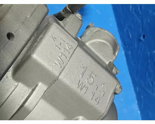 DETROIT DD15 Air Conditioner Compressor
