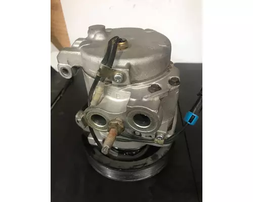 DETROIT DD15 Air Conditioner Compressor