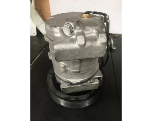 DETROIT DD15 Air Conditioner Compressor