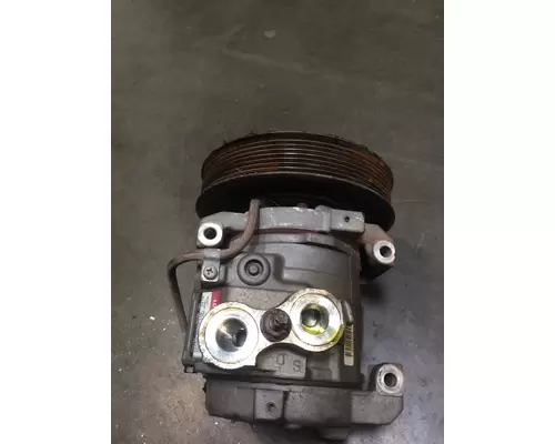 DETROIT DD15 Air Conditioner Compressor