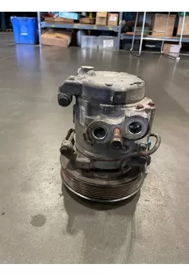 DETROIT DD15 Air Conditioner Compressor