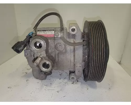 DETROIT DD15 Air Conditioner Compressor