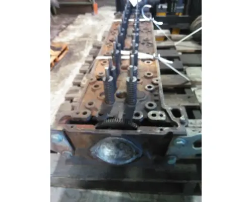 DETROIT DD15 CYLINDER HEAD