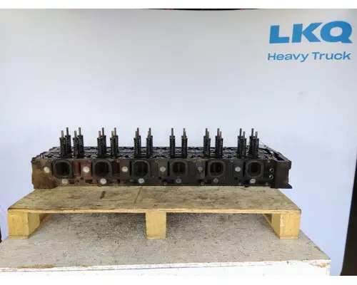 DETROIT DD15 CYLINDER HEAD