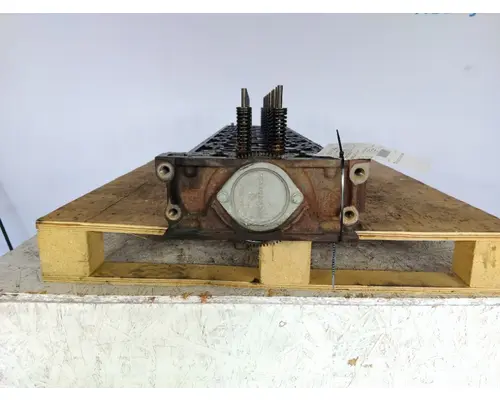 DETROIT DD15 CYLINDER HEAD