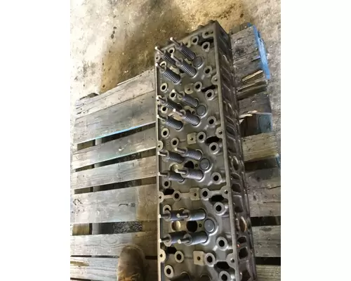 DETROIT DD15 CYLINDER HEAD