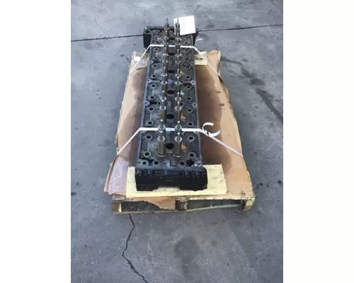 DETROIT DD15 CYLINDER HEAD