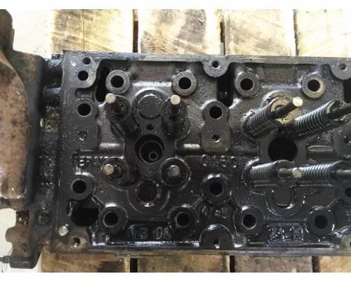 DETROIT DD15 CYLINDER HEAD