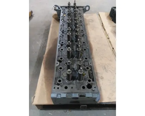 DETROIT DD15 CYLINDER HEAD