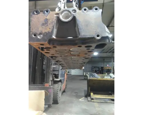 DETROIT DD15 CYLINDER HEAD