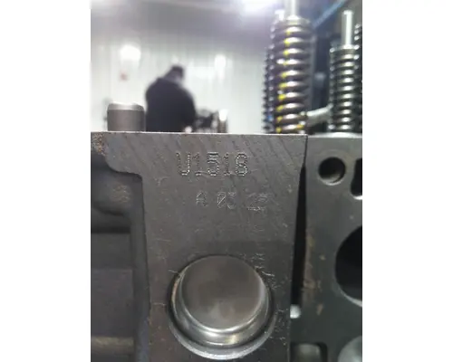 DETROIT DD15 CYLINDER HEAD