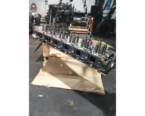 DETROIT DD15 CYLINDER HEAD