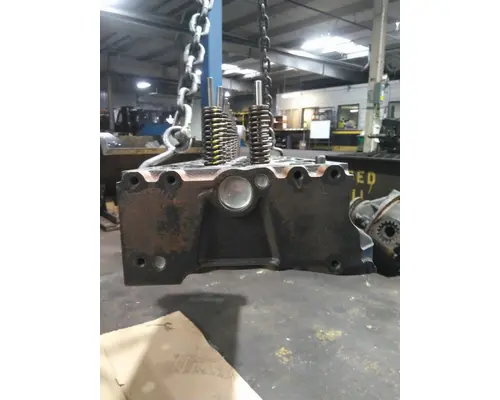 DETROIT DD15 CYLINDER HEAD