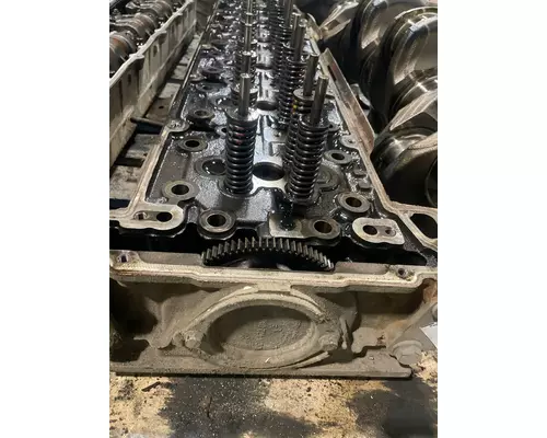 DETROIT DD15 Cylinder Head