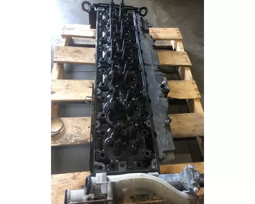 DETROIT DD15 Cylinder Head