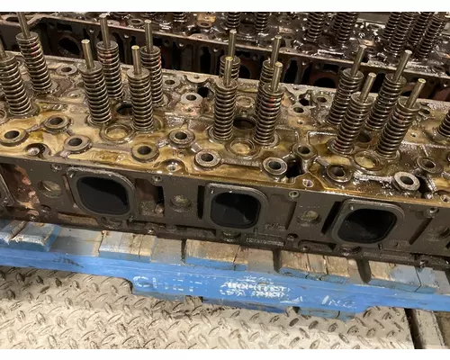 DETROIT DD15 Cylinder Head