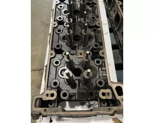 DETROIT DD15 Cylinder Head