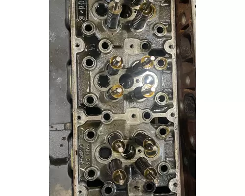 DETROIT DD15 Cylinder Head