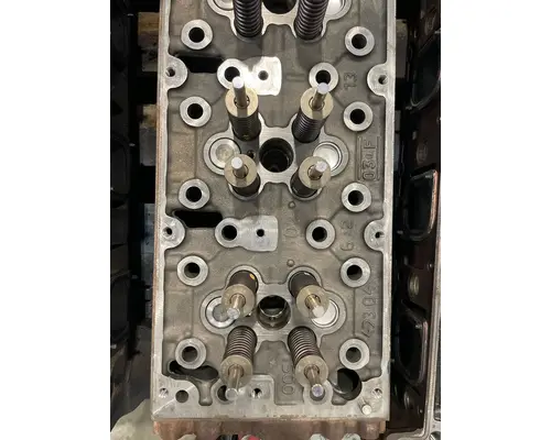 DETROIT DD15 Cylinder Head