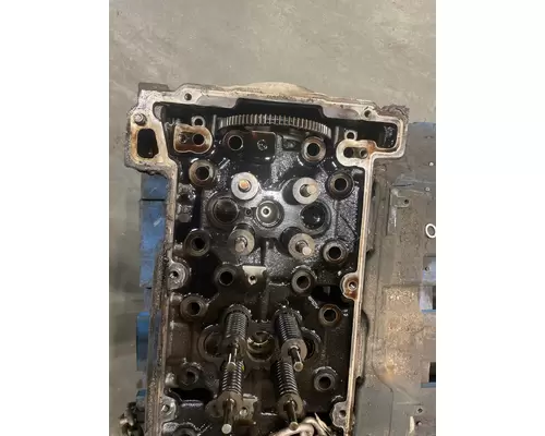 DETROIT DD15 Cylinder Head