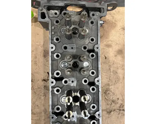 DETROIT DD15 Cylinder Head