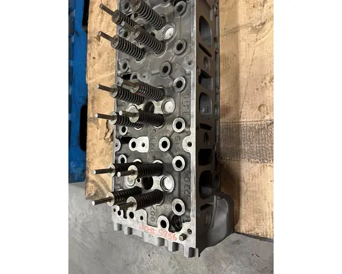 DETROIT DD15 Cylinder Head