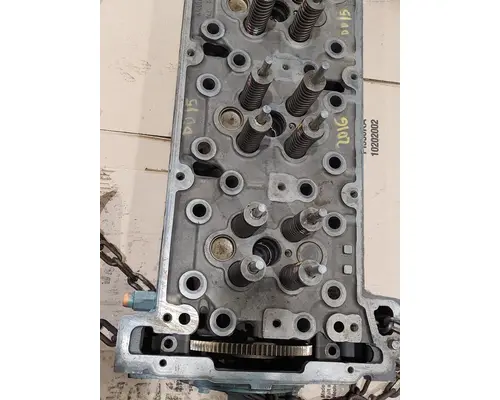 DETROIT DD15 Cylinder Head