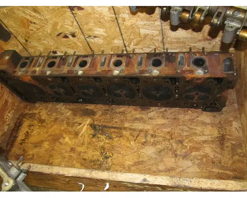 DETROIT DD15 Cylinder Head