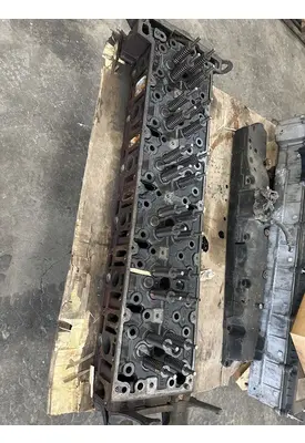 DETROIT DD15 Cylinder Head