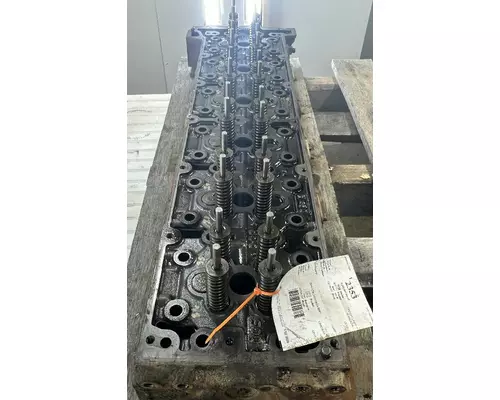 DETROIT DD15 Cylinder Head