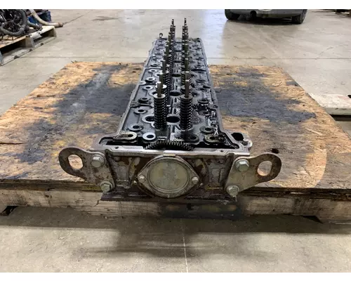 DETROIT DD15 Cylinder Head