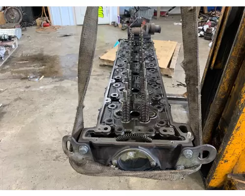 DETROIT DD15 Cylinder Head