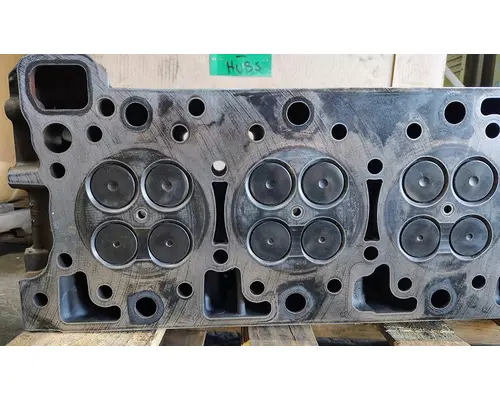DETROIT DD15 Cylinder Head