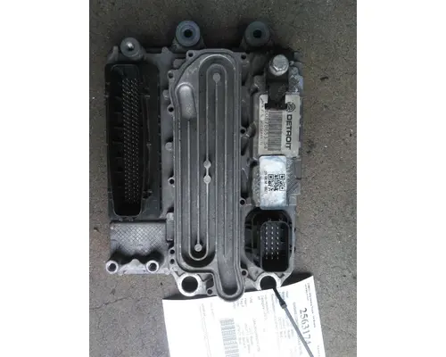 DETROIT DD15 ENGINE CONTROL MODULE (ECM)