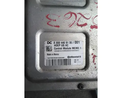 DETROIT DD15 ENGINE CONTROL MODULE (ECM)