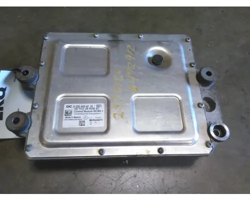 DETROIT DD15 ENGINE CONTROL MODULE (ECM)