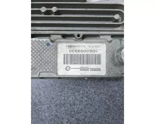 DETROIT DD15 ENGINE CONTROL MODULE (ECM)