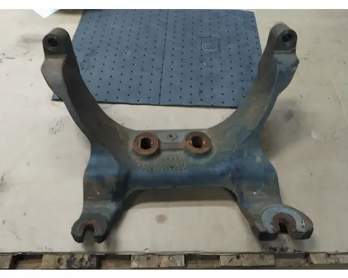 DETROIT DD15 ENGINE MOUNTS, ENGINE (REAR)