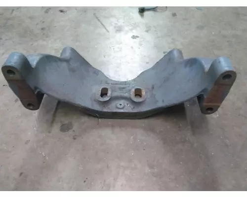 DETROIT DD15 ENGINE MOUNTS, ENGINE (REAR)