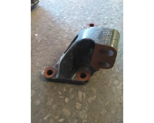 DETROIT DD15 ENGINE MOUNTS, ENGINE (REAR)