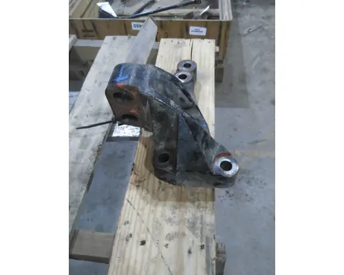 DETROIT DD15 ENGINE MOUNTS, ENGINE (REAR)